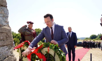 Nikolloski për Ilindenin: Për lirinë e Maqedonisë shumë heronj i dhanë jetët e tyre, lavdi e përjetshme!