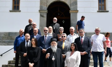 Државна делегација во посета на манастирот Прохор Пчински