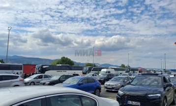 На ГП „Табановце“ влегле над 133 илјади патници, на ГП „Богородица“ излегле скоро 38.000