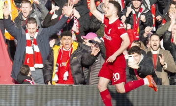 Првиот клуб на починатиот фудбалер Жота ќе користи дрес со неговиот лик