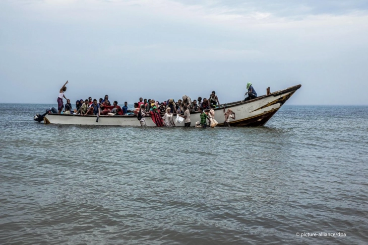 Брод потона на еден од најопасните миграциски патишта во Јемен, најмалку 68 мртви