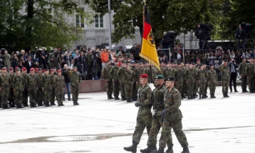 Only 16% of Germans would 'definitely' fight for country, poll finds