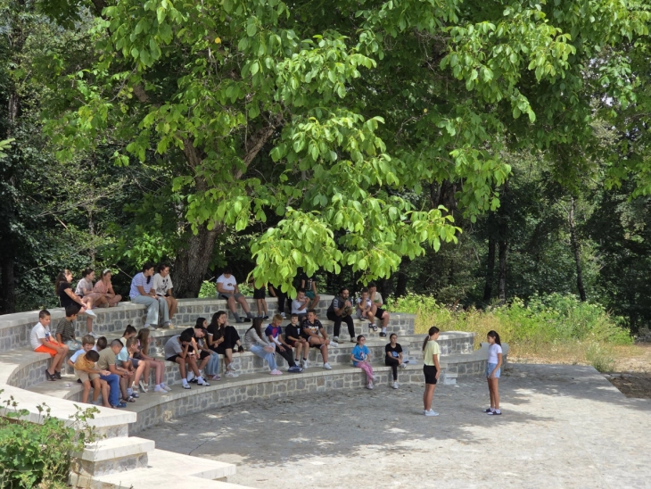 Заврши четвртиот летен камп по Вероучение во Бигорскиот скит во Битуше