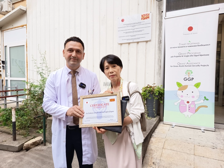 Околу 200 деца снимени со нов мобилен рентген апарат на Детската клиника во Скопје, дониран од Јапонската амбасада