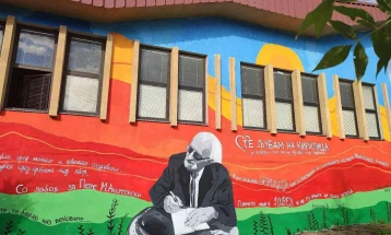 Најдовски: Осудуваме практика јавни личности да шират невистинити информации за меморијалната поставка на Петре М. Андреевски во Слоештица