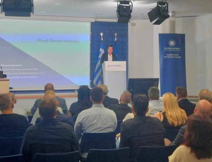 Плеврис бара службите за прием на мигранти во Грција да се фокусираат на враќањето на одбиените баратели на азил