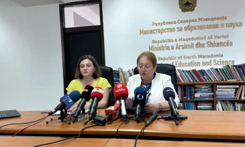 Nota mesatare 3,69 nga matura shtetërore në afatin e provimeve në qershor