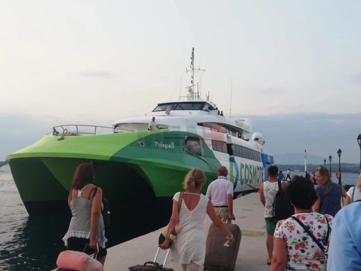 Ishujt e vegjël grekë po shqyrtojnë mundësinë për vendosjen e taksës turistike për vizita njëditore