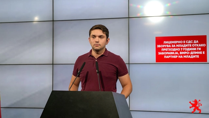 Конески: Лицемерно е СДСМ да зборува за младите откако претходно седум години беа заборавени