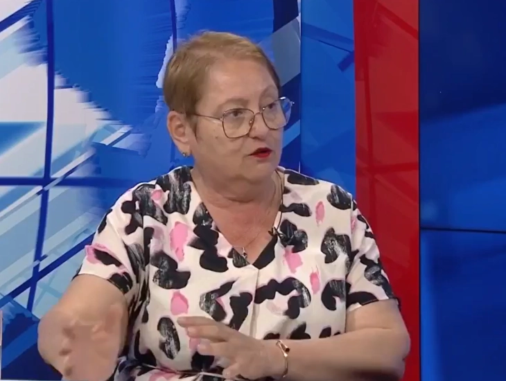 Јаневска: Правиме напори да ги обезбедиме истите образовни асистенти да работат со истите деца и оваа учебна година