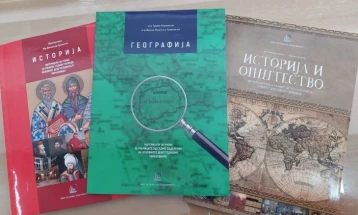 Janevska: Prindërit dhe nxënësit të jenë të qetë, do të ketë libra