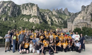 Маестро Татарчевски реизбран во бордот на Светскиот младински хор