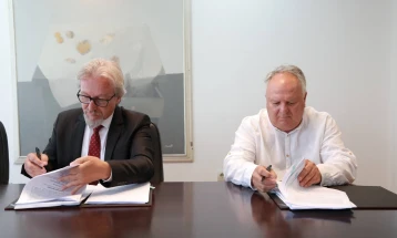 Потпишан нов колективен договор за 20-процентно зголемување на платите за вработените во јавните установи за социјална заштита