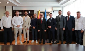 Склучени договори за изградба и адаптација на објекти за детска и социјална заштита со осум општини, Сингелиќ и Челопек ги добиваат своите први градинки