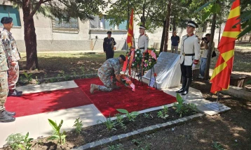 Војниците во касарната „Илинден“ оддадоа почит за хероите кои го загубија животот кај месноста Љуботенски бачила