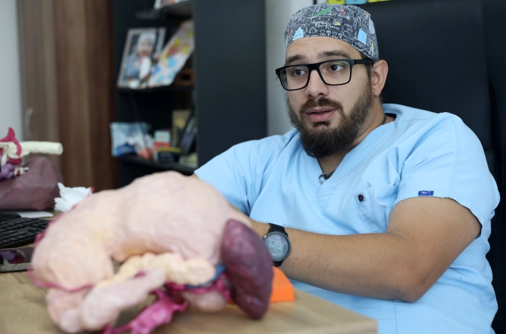 Dr. Arsenkov për MIA-n: Maqedonia mund të jetë lider në trajtimet kirurgjikale me modele 3D për operacionet më komplekse