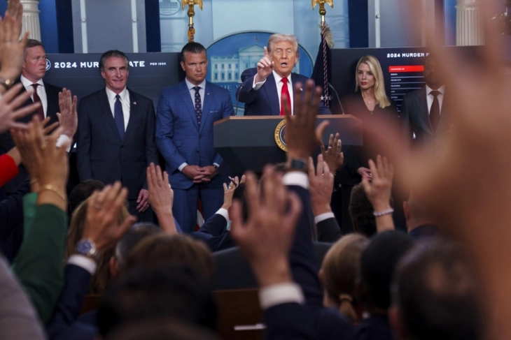 Трамп: За две минути од разговорот со Путин ќе знам дали може да се постигне договор за војната во Украина