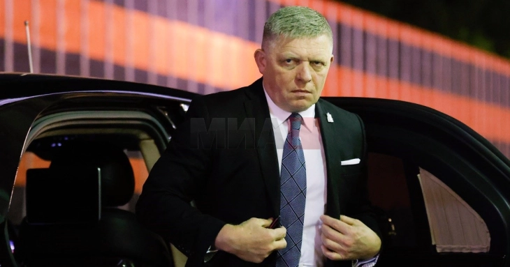 Fico: Perëndimi e shfrytëzon Ukrainën për ta dobësuar Rusinë