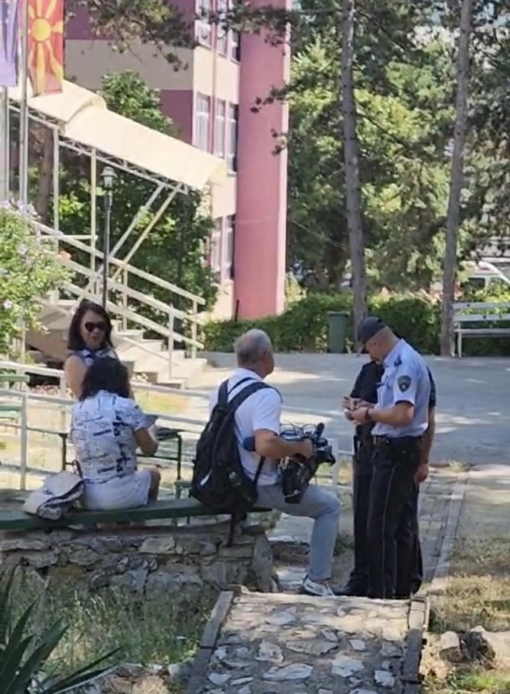 ЗНМ и ССНМ реагираат за начинот на постапување на полициски службеници кон новинари во пелагонискиот регион