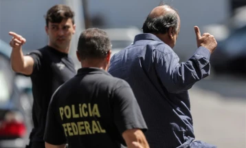 Деветмина загинати и седуммина повредени во експлозија во фабрика за експлозиви во Бразил