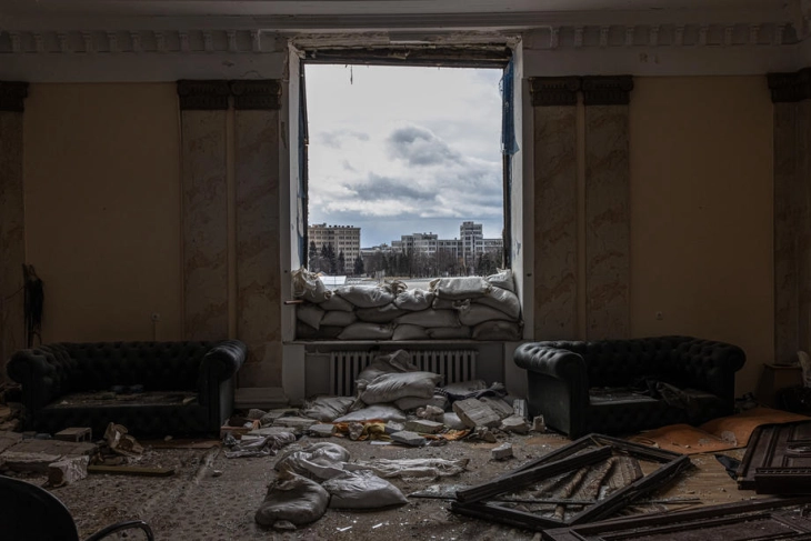 Киев: Шест цивили загинаа во новите руски напади врз Украина