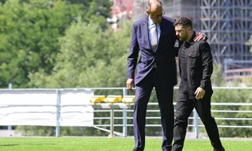 Зеленски пристигна во Берлин за разговори со европски сојузници и видео-средба со Трамп