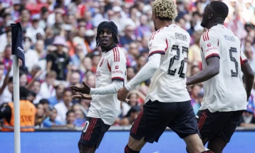 Шампионот на Премиер лигата потроши 300 милиони евра, а ќе купува уште играчи