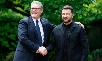 Зеленски ќе се сретне со Стармер