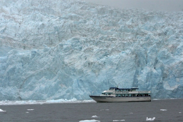 Vërshime në Alaskë për shkak të shkrirjes së akullnajave, është shpallur gjendje e jashtëzakonshme