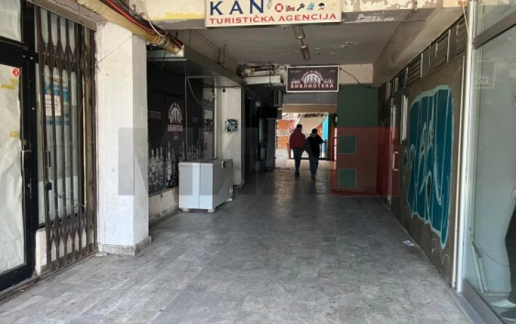 Групна тепачка во кумановски „Гарнизон“, приведени пет лица