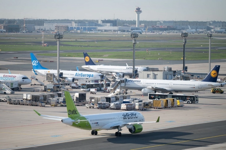 The end of liquid restrictions at EU airports and extra luggage fees? Not so fast