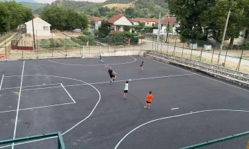 Реконструирано спортското игралиште во село Извор