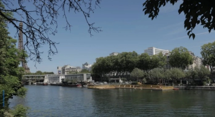 Телата на четворица мажи пронајдени во водите на Сена крај Париз