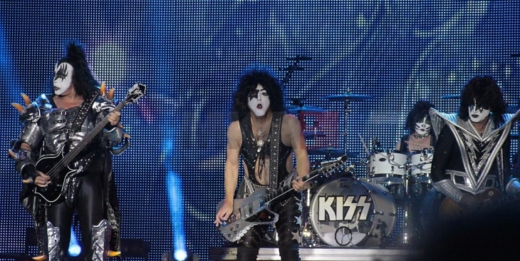 Трамп ги награди ревносните неистомисленици и критичари од „КИС“, тие се „длабоко почестени“