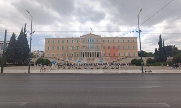 Празникот Голема Богородица ја „испразни“ Атина – во грчката метропола останаа само туристите