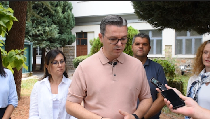 Tripunovski: Pas 6 vjetësh ndërprerje Liqeni i Ohrit do të shumohet me rreth një milion njësi të peshkut të Ohrit