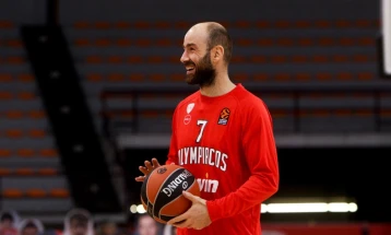 Спанулис не сака да зборува за настапот на Адетокумбо