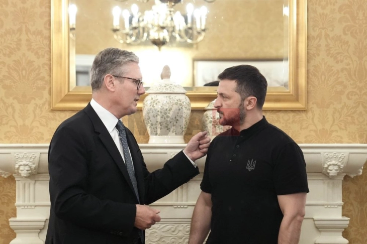 Starmeri: Zelenski duhet të marrë pjesë në bisedimet e ardhshme paqësore