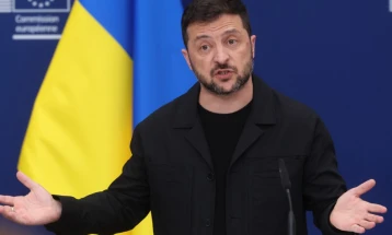 Зеленски на Х: Историска е одлуката на САД да се обиде да обезбеди безбедносни гаранции за Украина