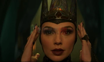 Гал Гадот: Филмот „Снежана“ пропадна затоа што многумина се против Израелците