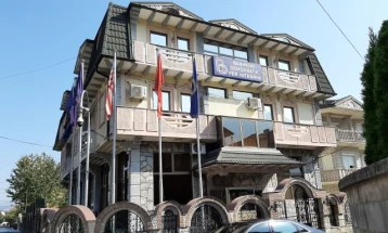 ДУИ: Членовите го напуштаат ВРЕДИ, Албанците се откажуваат од лагите на Меџити