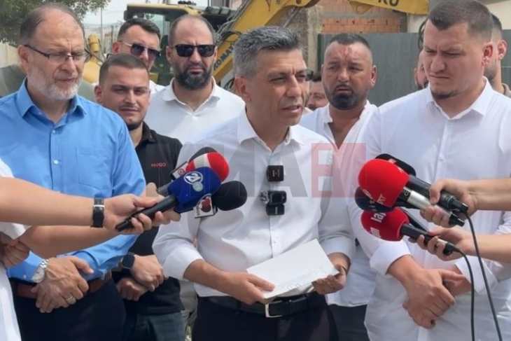 Меџити: ВРЕДИ досега никогаш не бил поунифициран, кај Европскиот фронт има превирања