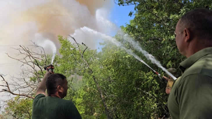 Поради пожарот во „Јасен“, се уште затворен за сообраќај патот Македонски Брод - Скопје