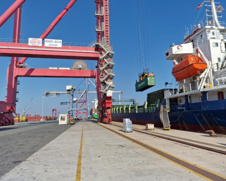 Кипар испрати 1.200 тони хуманитарна помош за Газа