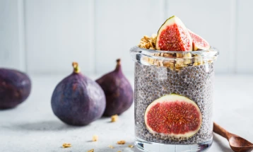 Чиа пудинг со свежи смокви – здрав појадок за енергичен ден