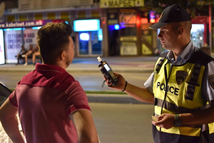 Возачи во Гостивар, Штип и Ресен возеле под дејство на алкохол и побрзо од дозволеното