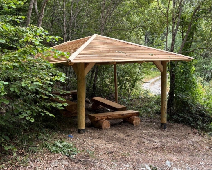 Поставени шест засолништа на подрачје на Националниот парк Шар Планина