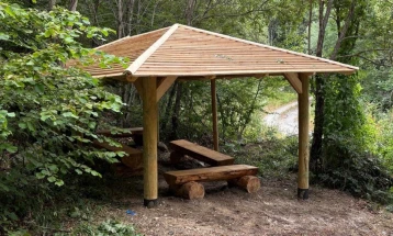 Поставени шест засолништа на подрачје на Националниот парк Шар Планина