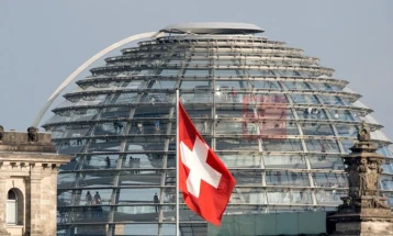 Zvicra do t'i japë imunitet Putinit nëse vjen në vend për negociata paqësore