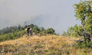 „Јасен“ се уште гори, се работи на нов противпожарен појас за локализирање на пожарот